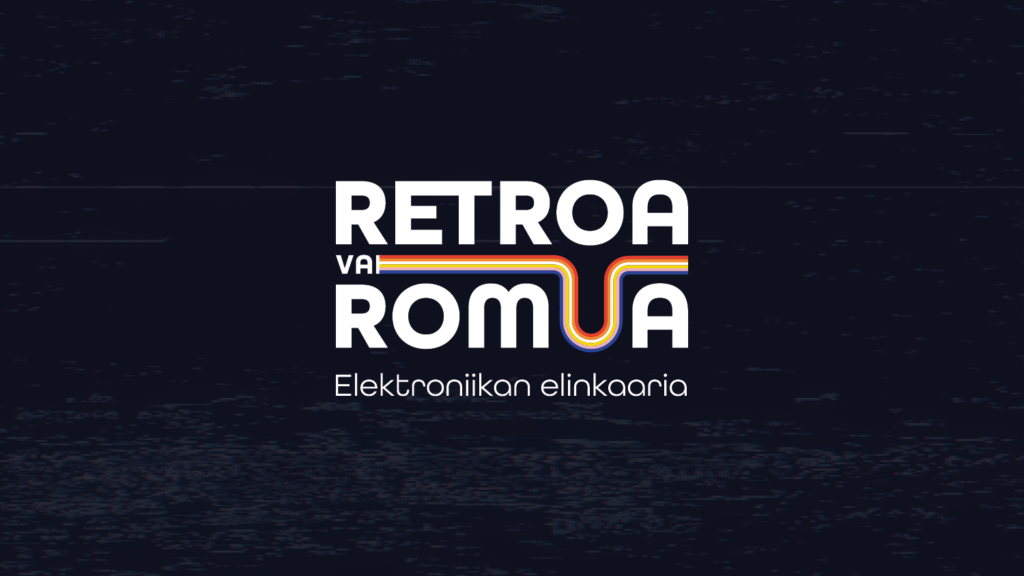 Retroa vai romua - elektroniikan elikaaria-näyttelylogo. Valkoinen teksti tummalla taustalla.